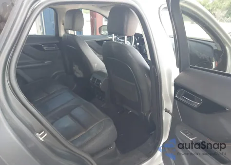 2018 Jaguar F-Pace 35T Prestige z USA, uszkodzony, nr VIN SADCK2EV5JA240426